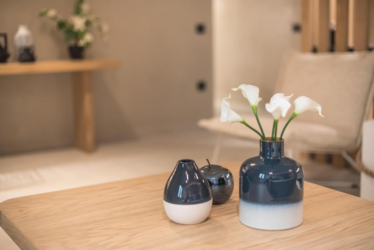 אתונה Apollonos 28 Luxury Suites מראה חיצוני תמונה