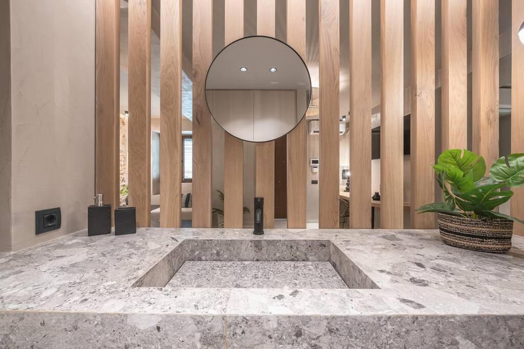 אתונה Apollonos 28 Luxury Suites מראה חיצוני תמונה