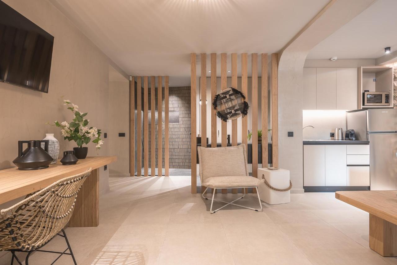 אתונה Apollonos 28 Luxury Suites מראה חיצוני תמונה