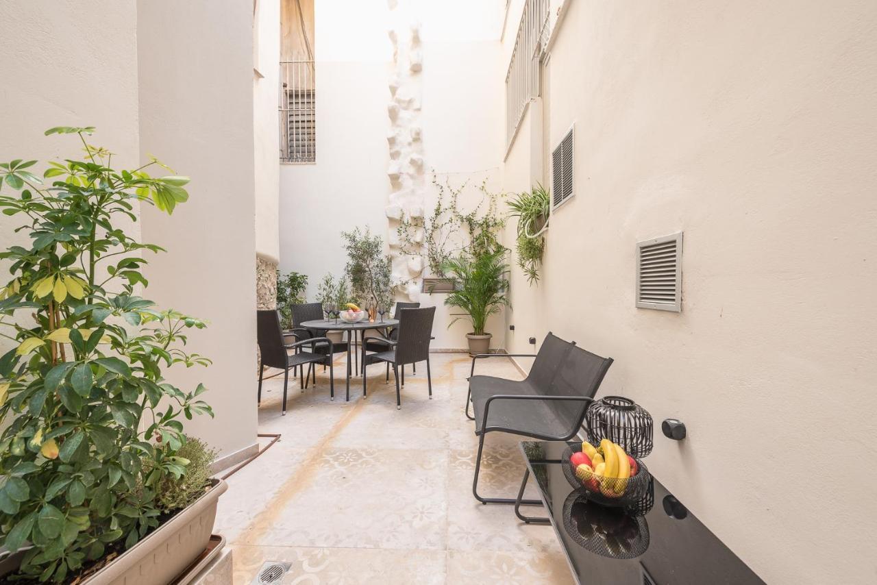 אתונה Apollonos 28 Luxury Suites מראה חיצוני תמונה