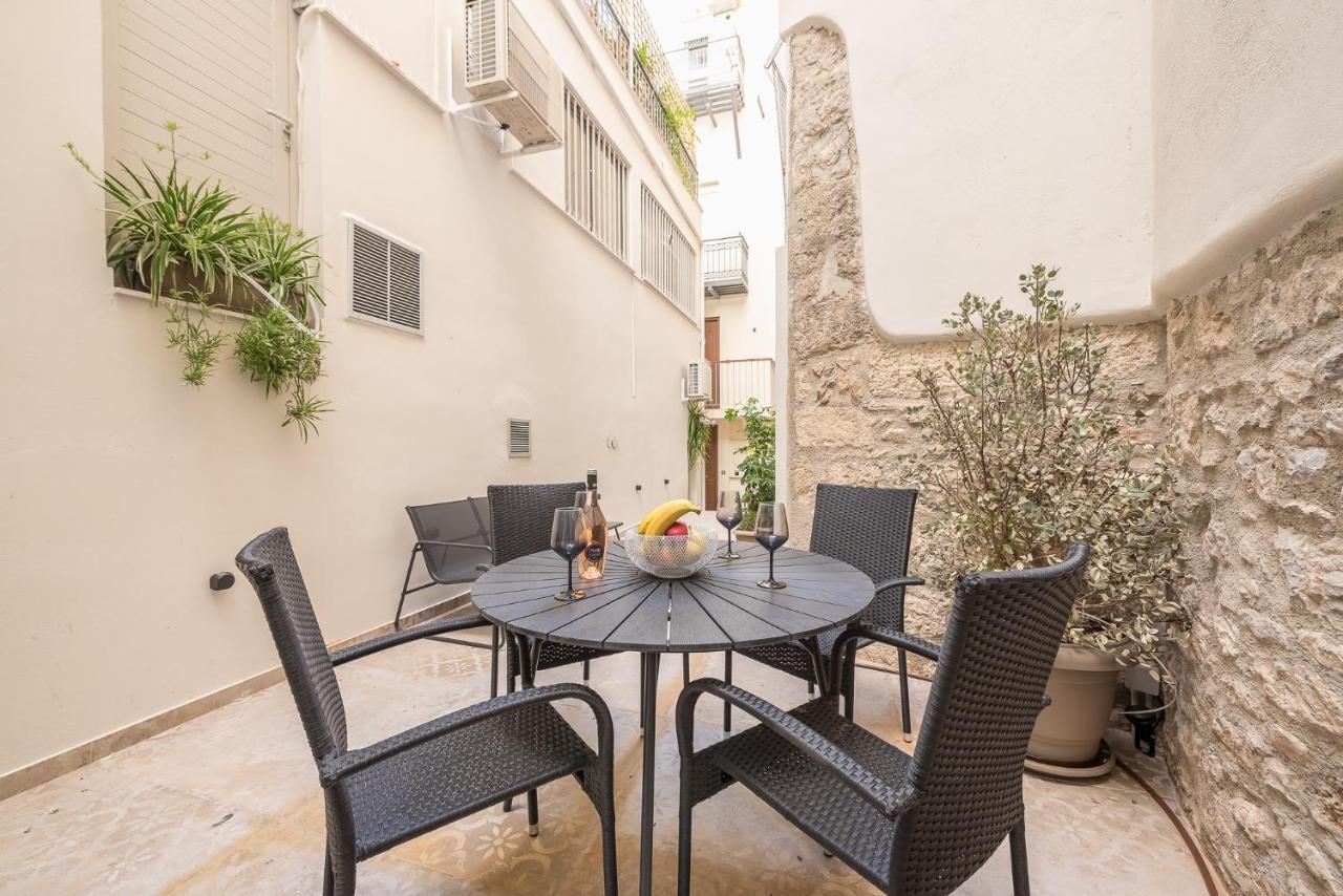 אתונה Apollonos 28 Luxury Suites מראה חיצוני תמונה