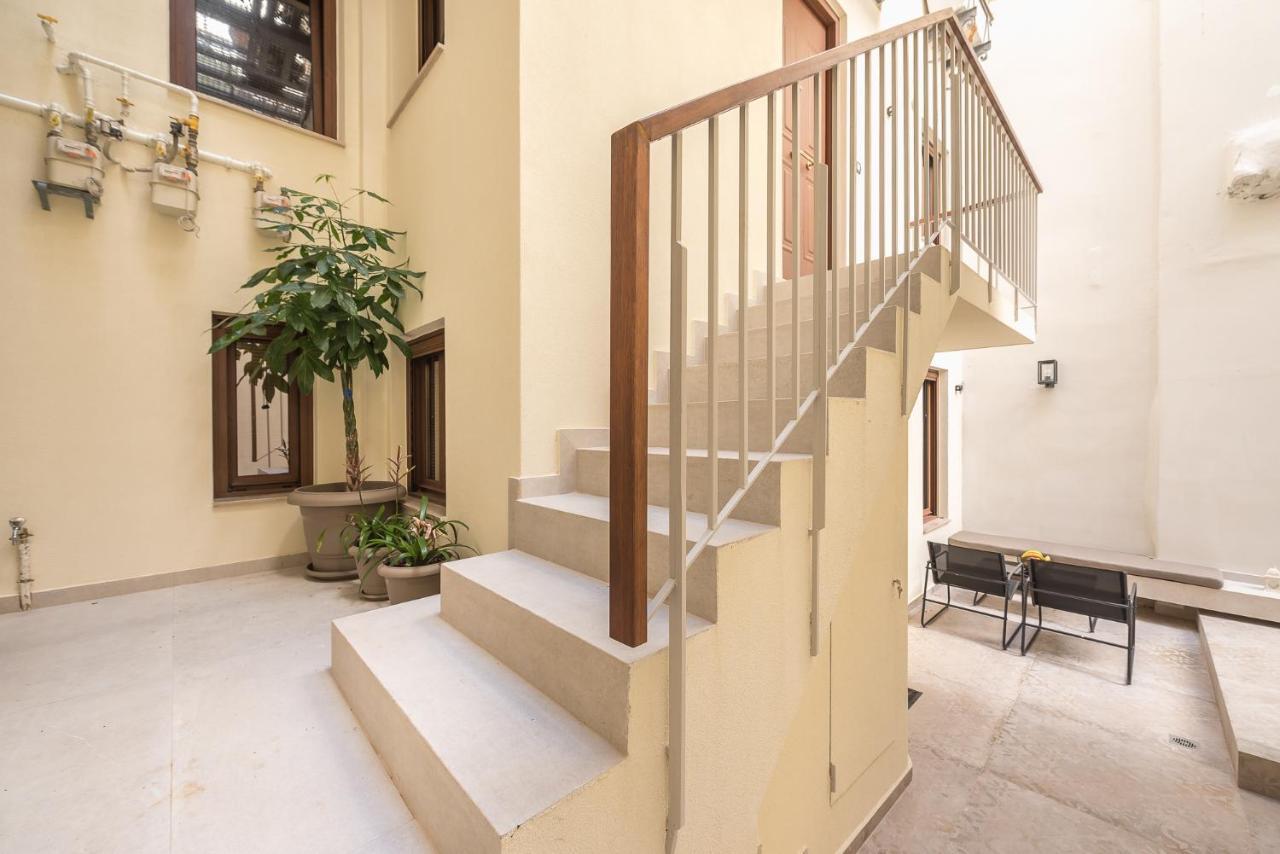 אתונה Apollonos 28 Luxury Suites מראה חיצוני תמונה